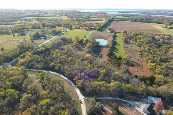 2.96 acres Morning Deer DR, Paola, KS 66071