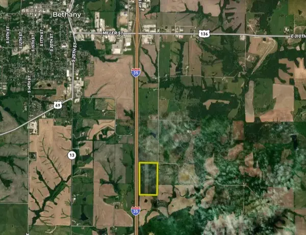 E 220th LN, Bethany, MO 64424