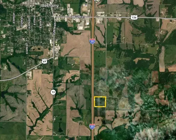 East 220th LN, Bethany, MO 64424