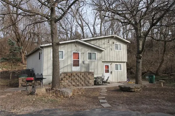 4701 Roe LN, Roeland Park, KS 66205