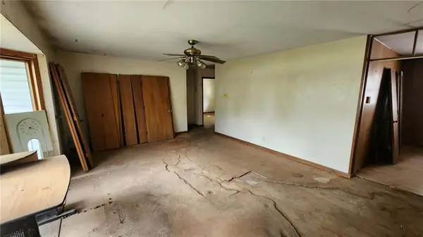405 E 24th ST, Pittsburg, KS 66762