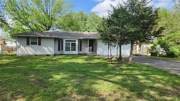 405 E 24th ST, Pittsburg, KS 66762