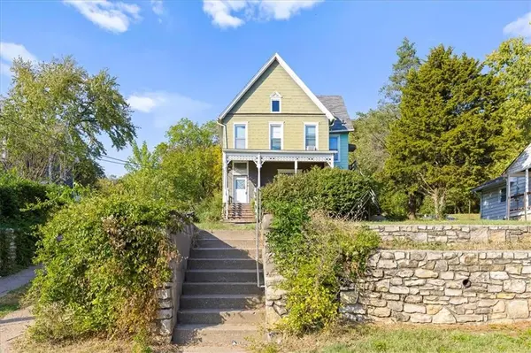 1420 W 37th AVE, Kansas City, KS 66103