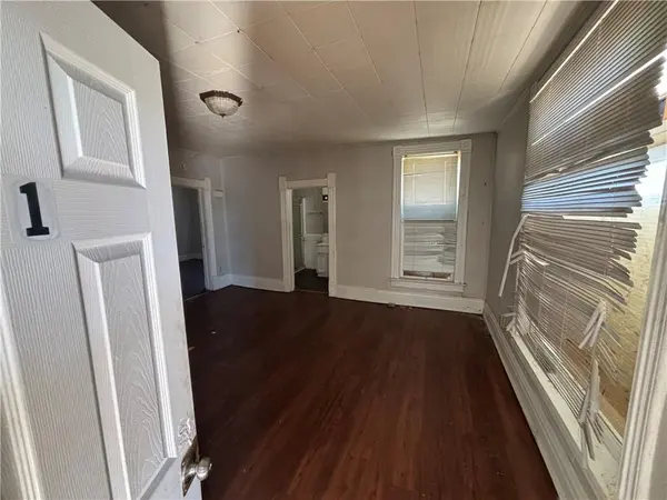 1420 W 37th AVE, Kansas City, KS 66103