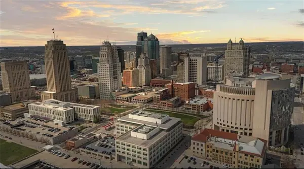 600 E Admiral BLVD #1703, Kansas City, MO 64106