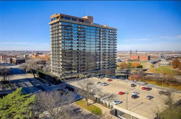 600 E Admiral BLVD #1703, Kansas City, MO 64106