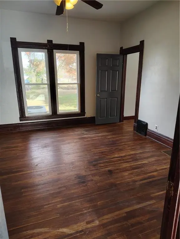 401 S Washington ST, Weir, KS 66781