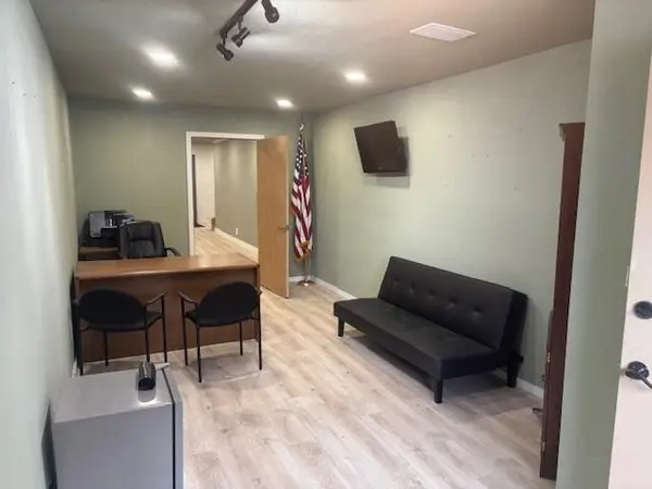 104 S Ozark ST, Girard, KS 66743