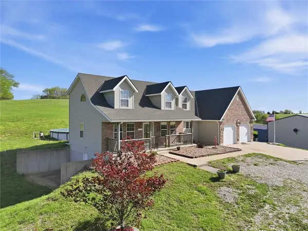 11302 E 343rd ST, Drexel, MO 64742