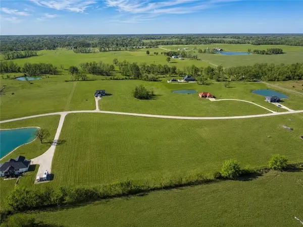 22805 S Bethel RD, Pleasant Hill, MO 64080