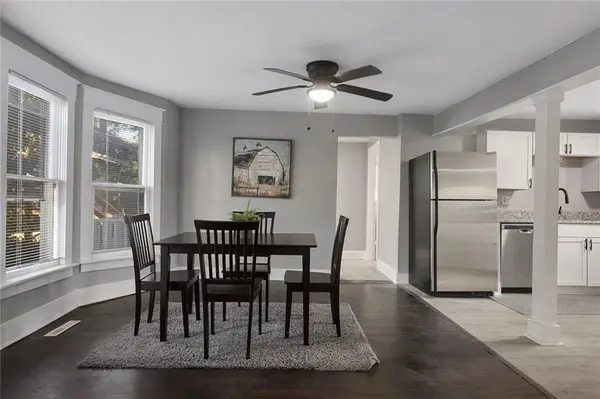 1707 W 44th ST, Kansas City, MO 64111
