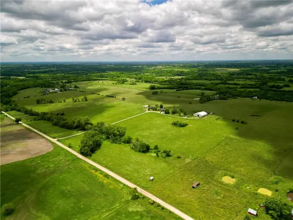 0 U RD, Hoyt, KS 66440