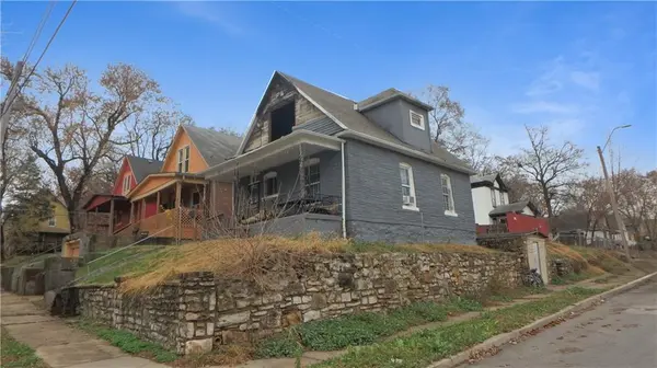 3501 E 26th ST, Kansas City, MO 64127