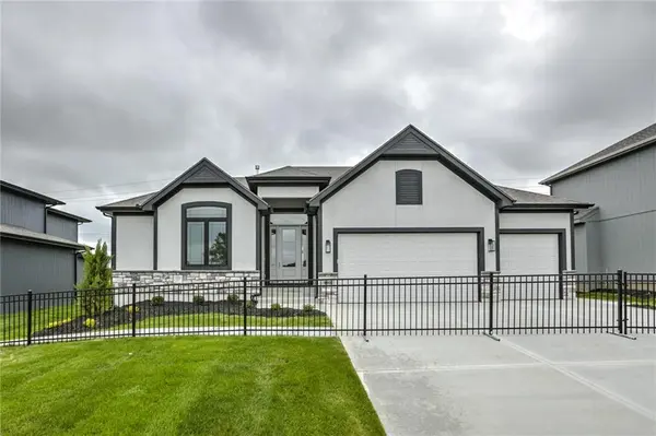 16682 S Allman RD, Olathe, KS 66062