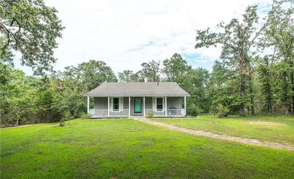 27093 Karrs Park AVE, Warsaw, MO 65355
