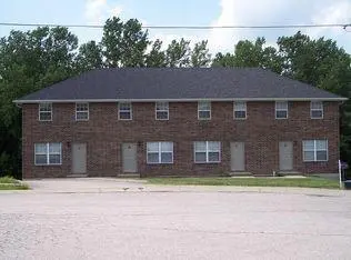 Broad | Streck ST, Warrensburg, MO 64093