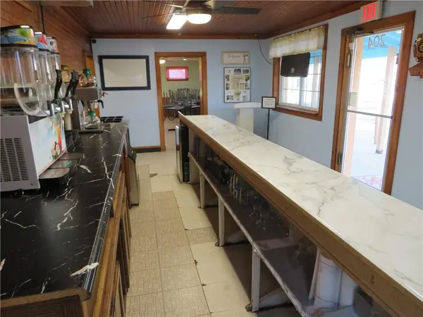 204 Third ST, Winchester, KS 66097