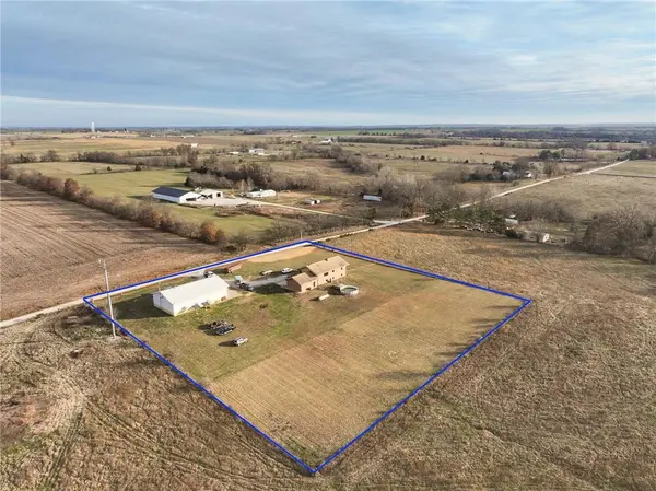 27668 E Katy RD, Walker, MO 64790