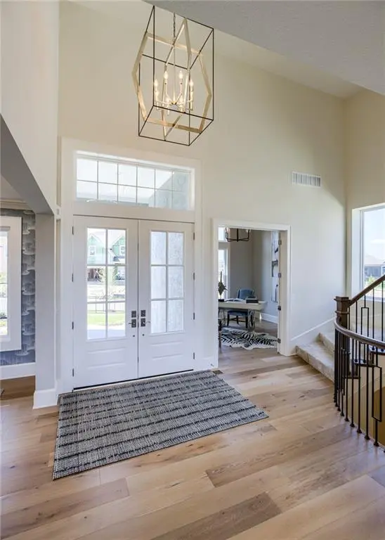 2804 W 176th ST, Overland Park, KS 66085