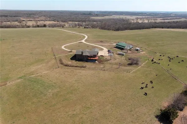 32846 Block RD, Paola, KS 66071