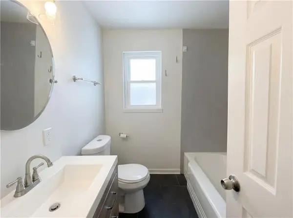 715 E 72nd TER, Kansas City, MO 64131