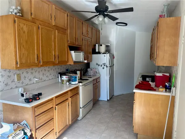 229 W 16th ST, Maryville, MO 64468