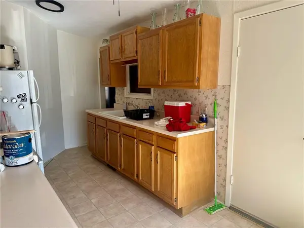 229 W 16th ST, Maryville, MO 64468
