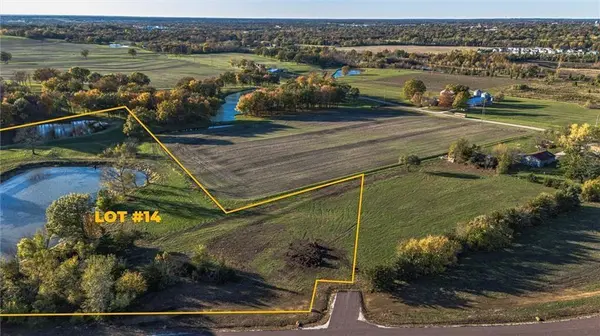 Lot 14 Travis LN, Harrisonville, MO 64701