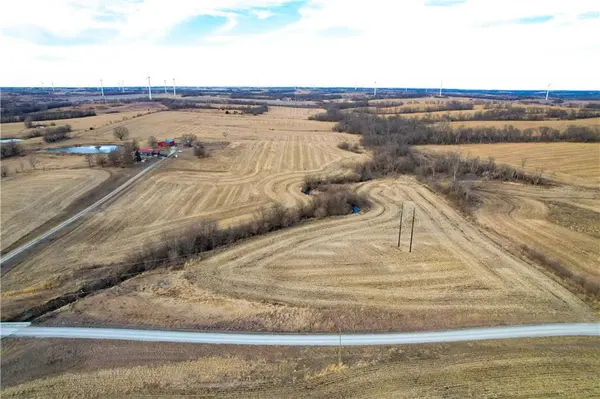 NW Gospel RD, Amity, MO 64422