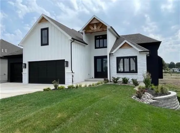4709 NW Sienna RDG, Riverside, MO 64150