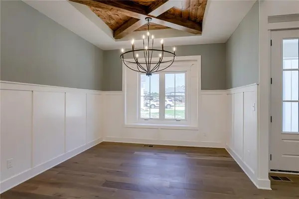 4709 NW Sienna RDG, Riverside, MO 64150