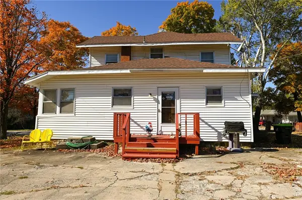 909 S Main ST, El Dorado Springs, MO 64744