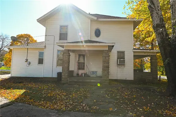 909 S Main ST, El Dorado Springs, MO 64744