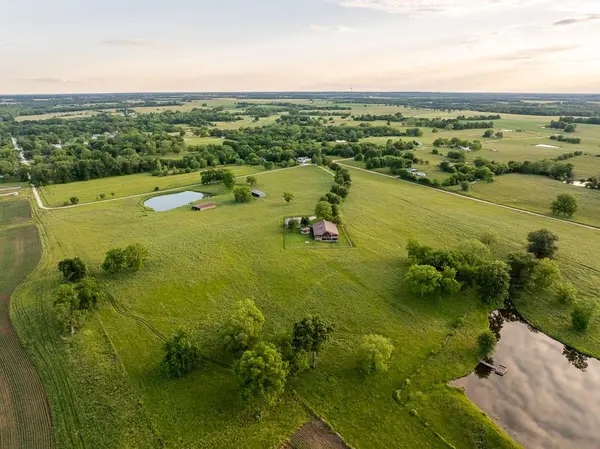 662 W 6th ST, Schell City, MO 64783