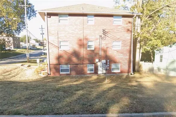 2610 W 42nd AVE, Kansas City, KS 66103