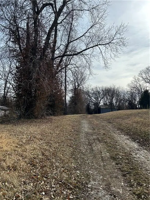 117 W South ST, Richmond, MO 64085