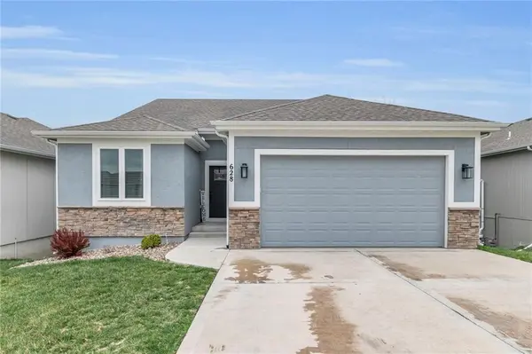 628 NW 110th ST, Kansas City, MO 64155
