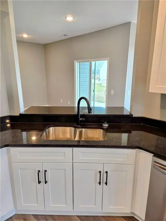 97 SE 451st RD, Warrensburg, MO 64093