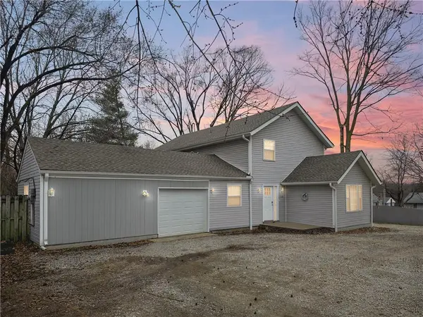 2100 & 2105 S Ellison WAY, Independence, MO 64050