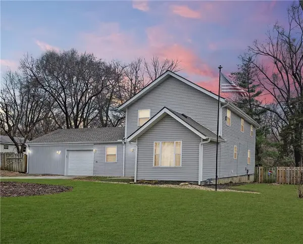 2100 & 2105 S Ellison WAY, Independence, MO 64050