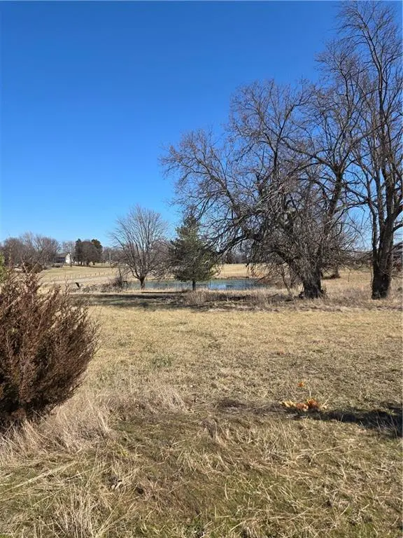 1029 NE Brookfield DR, Lee's Summit, MO 64086