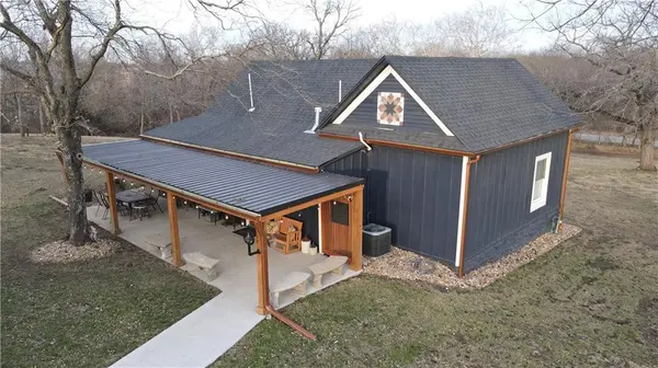 29210 S SSR D HWY, Cleveland, MO 64734