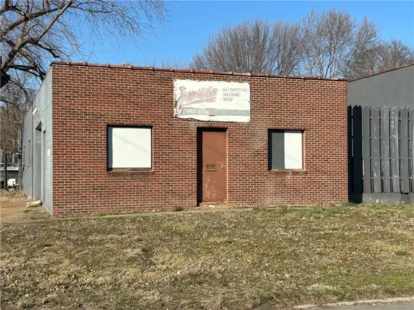 1420 W South AVE #S, Independence, MO 64052