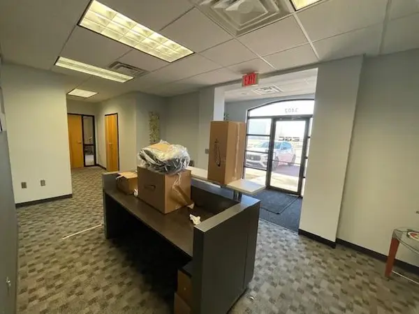 3402 Airport CIR, Pittsburg, KS 66762