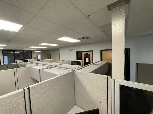 3402 Airport CIR, Pittsburg, KS 66762