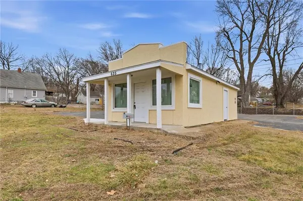 625 W 23rd ST, Independence, MO 64055