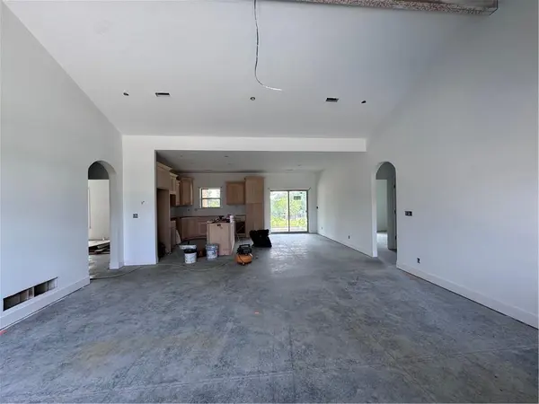 1205 Weston LN, Cameron, MO 64429
