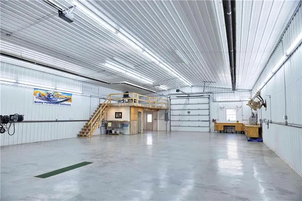 408 NW 110th ST, Spickard, MO 64679