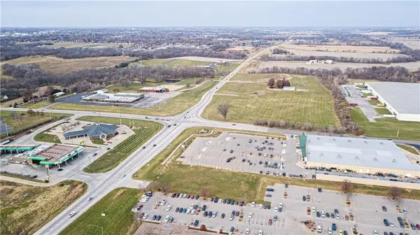 1305 S Riverside RD, St Joseph, MO 64507