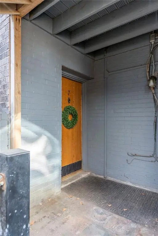 4056 Warwick BLVD ##7, Kansas City, MO 64111